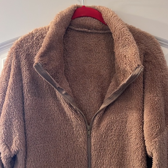 Jacket - Picture 2 of 5